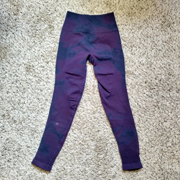 Lululemon Lot Of Leggings High Waist Tie Dye Seamless & Speed Up Shorts Sz 2 - Picture 8 of 10